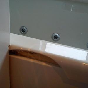 Broken edge of plastic bath