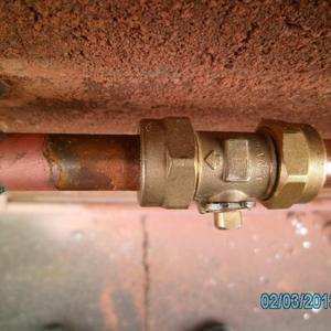 Service valve