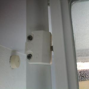 shower hinge broken!