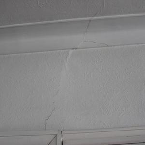 18-north-bedroom-SW-corner-close-up