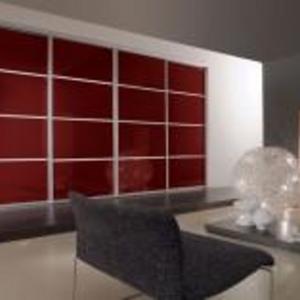 Linear Red Glass