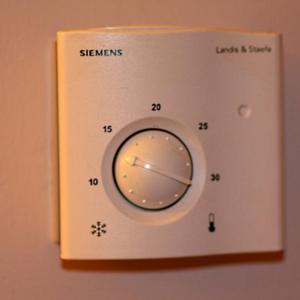 Thermostat Exterior
