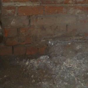 Rear room internal shallow footing