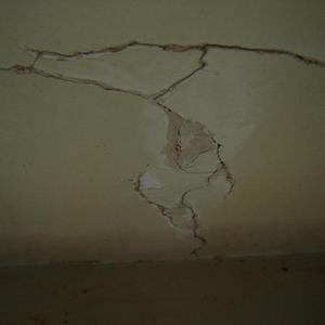 ceiling cracks