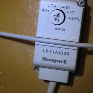 against cylnder 1st floor