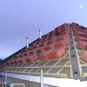 roof loaded, chimneys down,facings and soffits ins