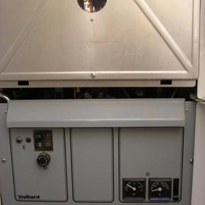 Under the "bonnet", including the inspec