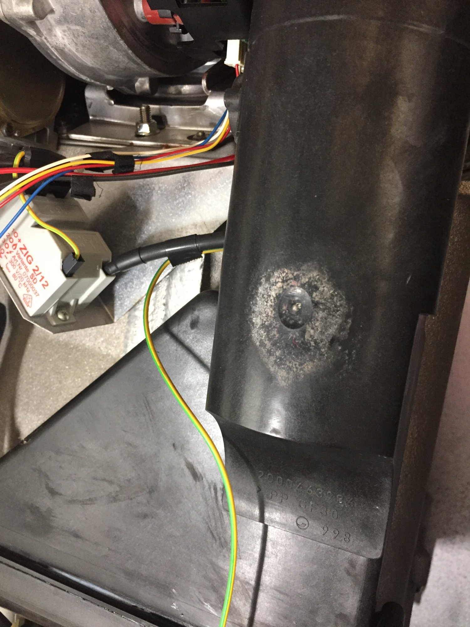 0DC61CCB-A635-451C-9223-40C60FE99215