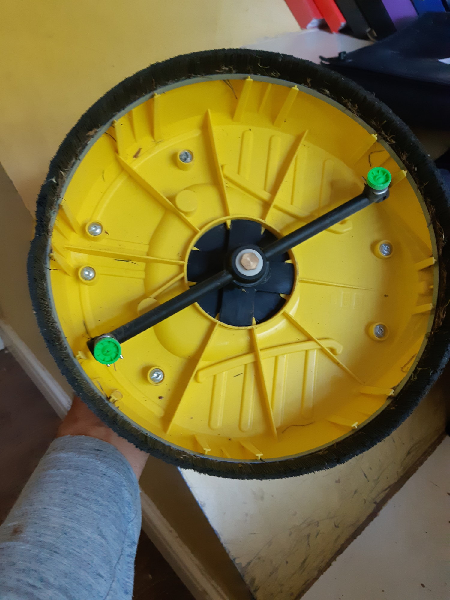 1591077414736156315859