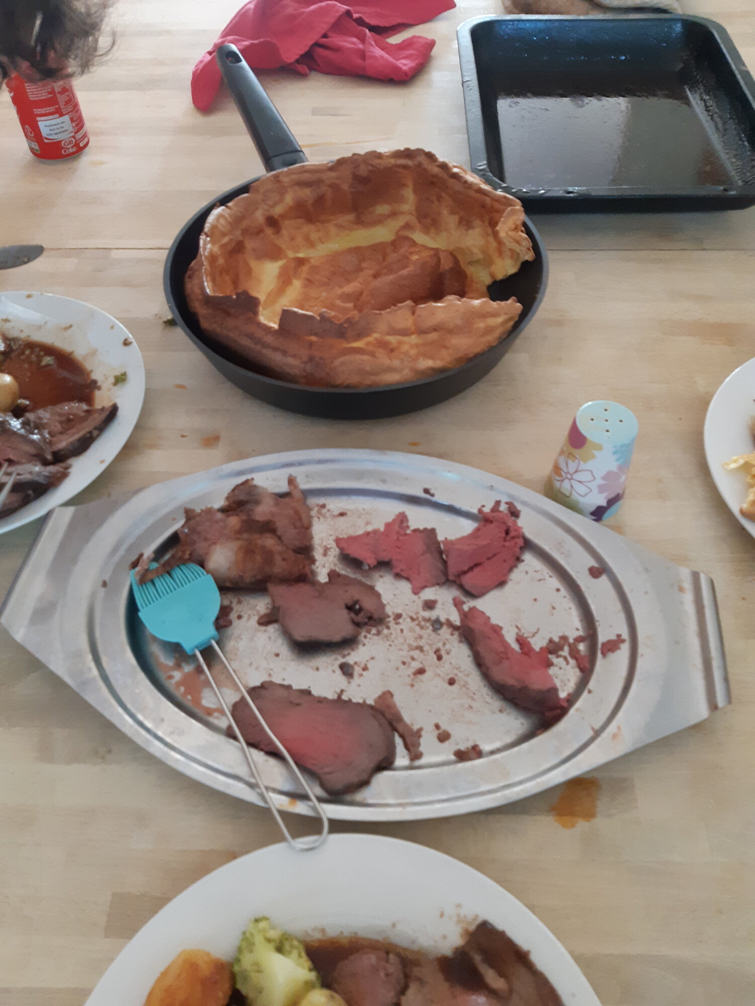 1592760600889878334960