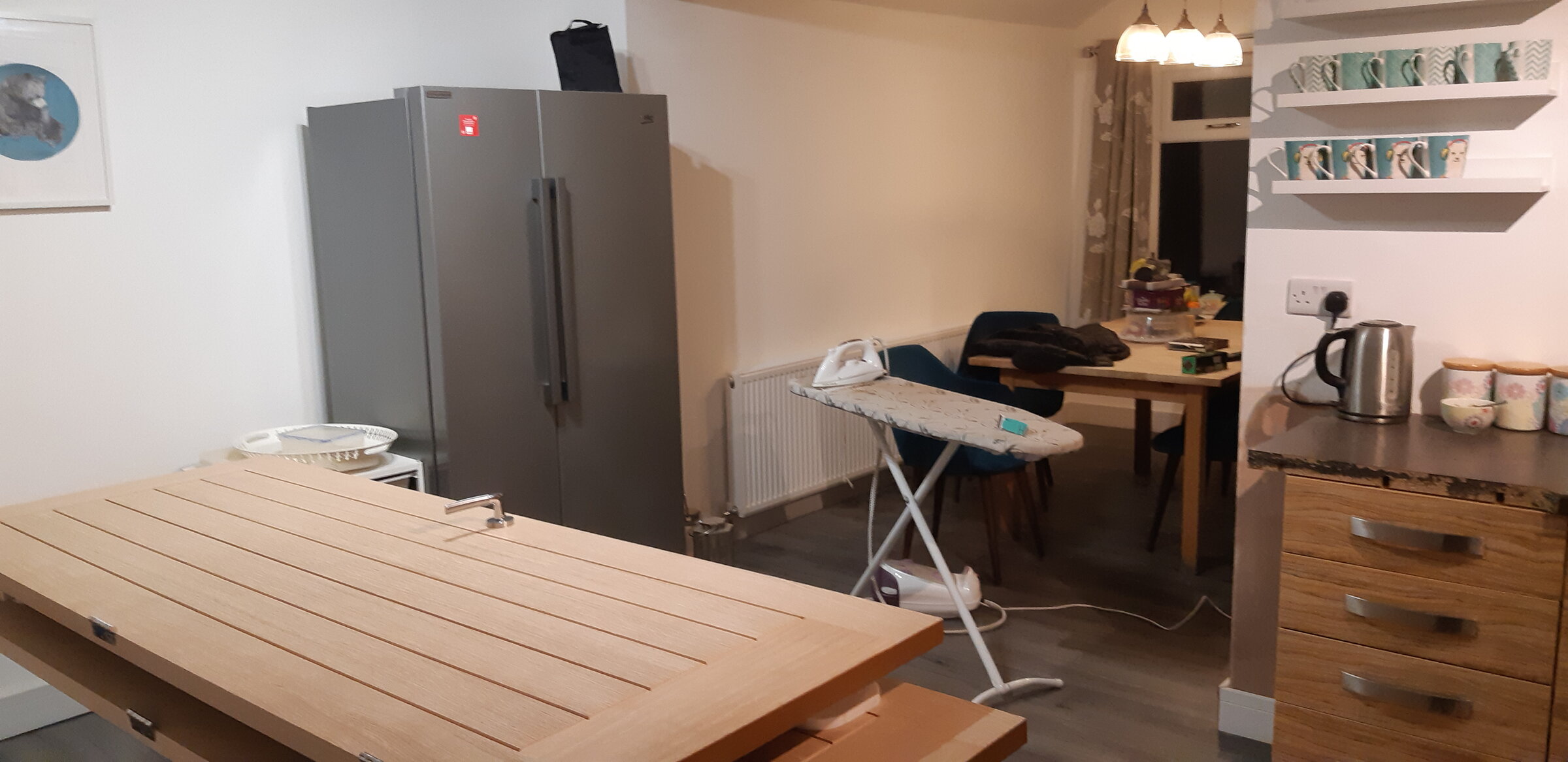 1610213854611937386407