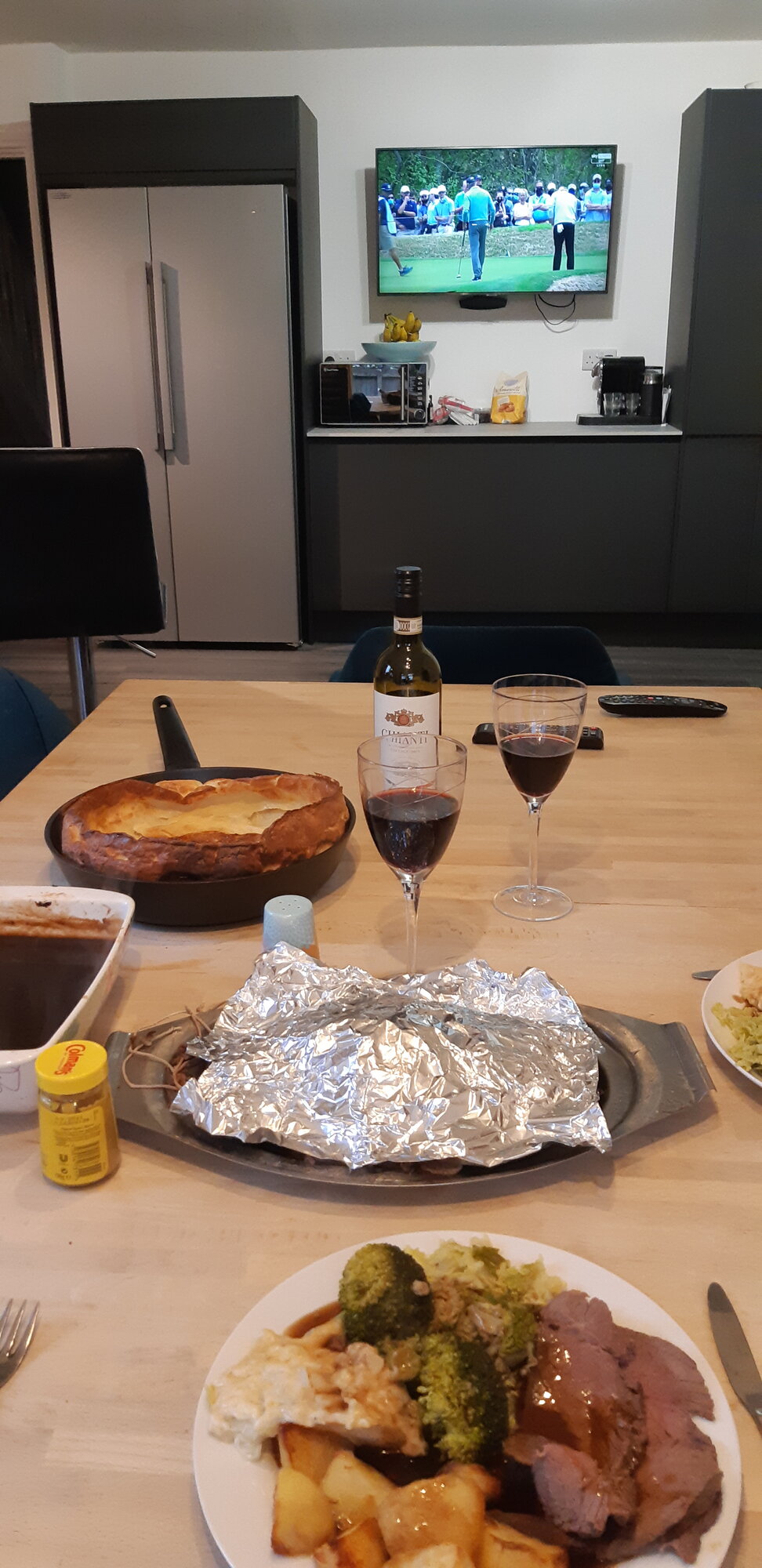 16169549821751030086879