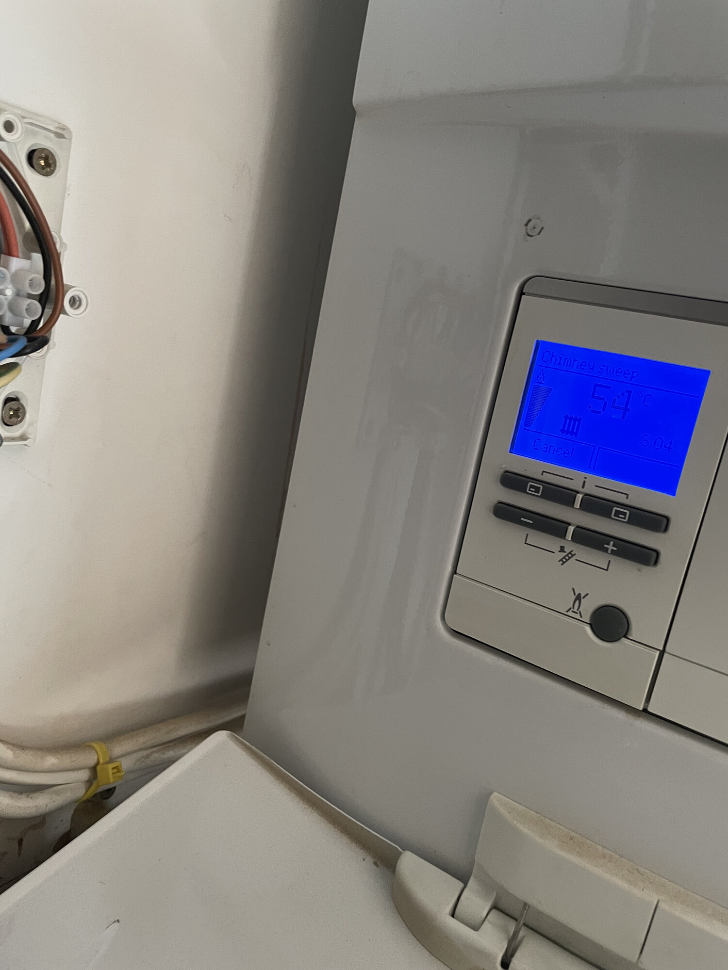 177C2A43-0F34-4E96-9E3B-AF2767B37B78