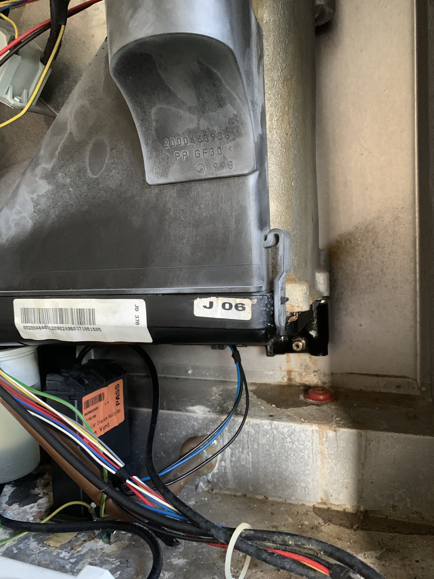 1B311229-2D26-4A75-8B27-CD1B6734317C