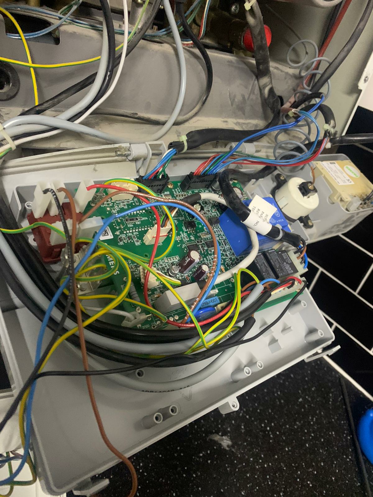 202011081358087608171575505