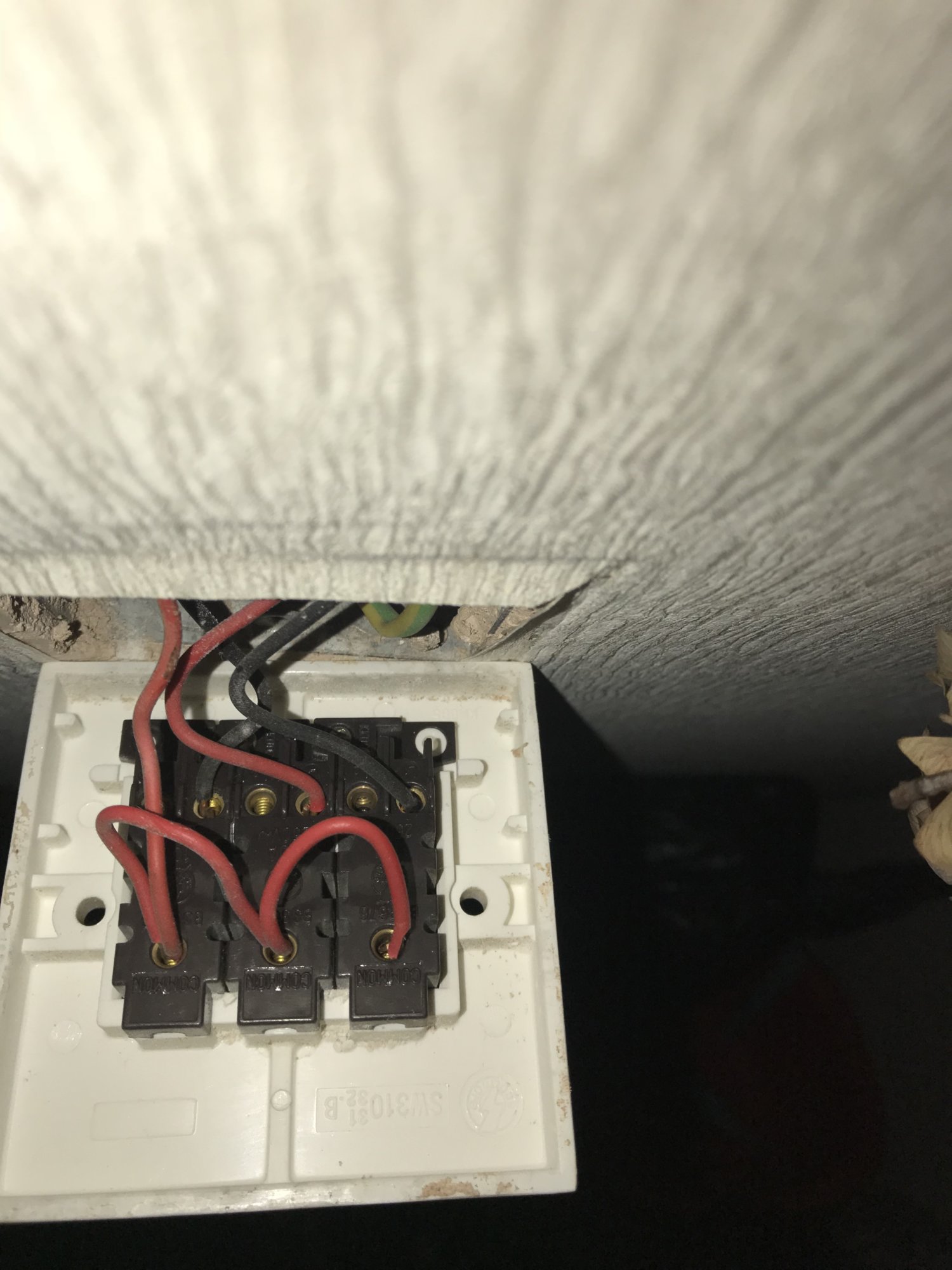 2600B822-D1DB-4BFE-B62F-82AE2048A695