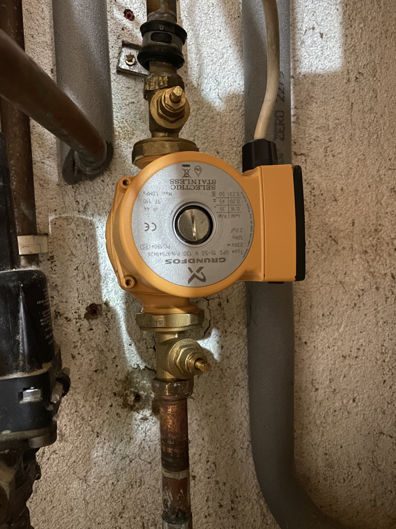 2E127CF4-2478-4846-85AA-5F2DB046DAC6