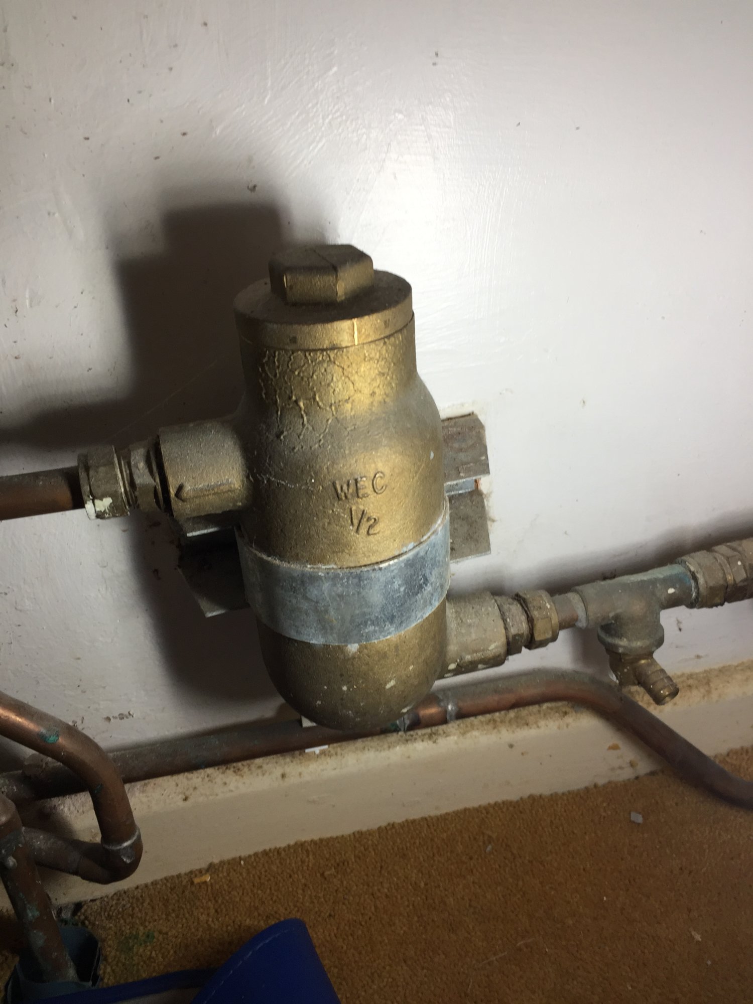 3E09588C-FECA-46EA-8DE3-8D0DF0CE546F