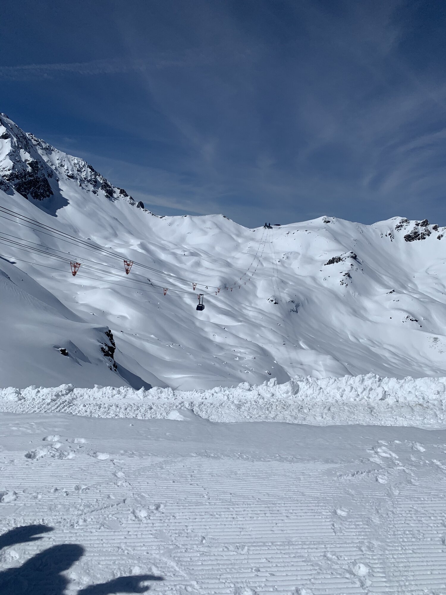 3F19E2BF-FE8A-4E25-BDD1-9E1BA0CB070E