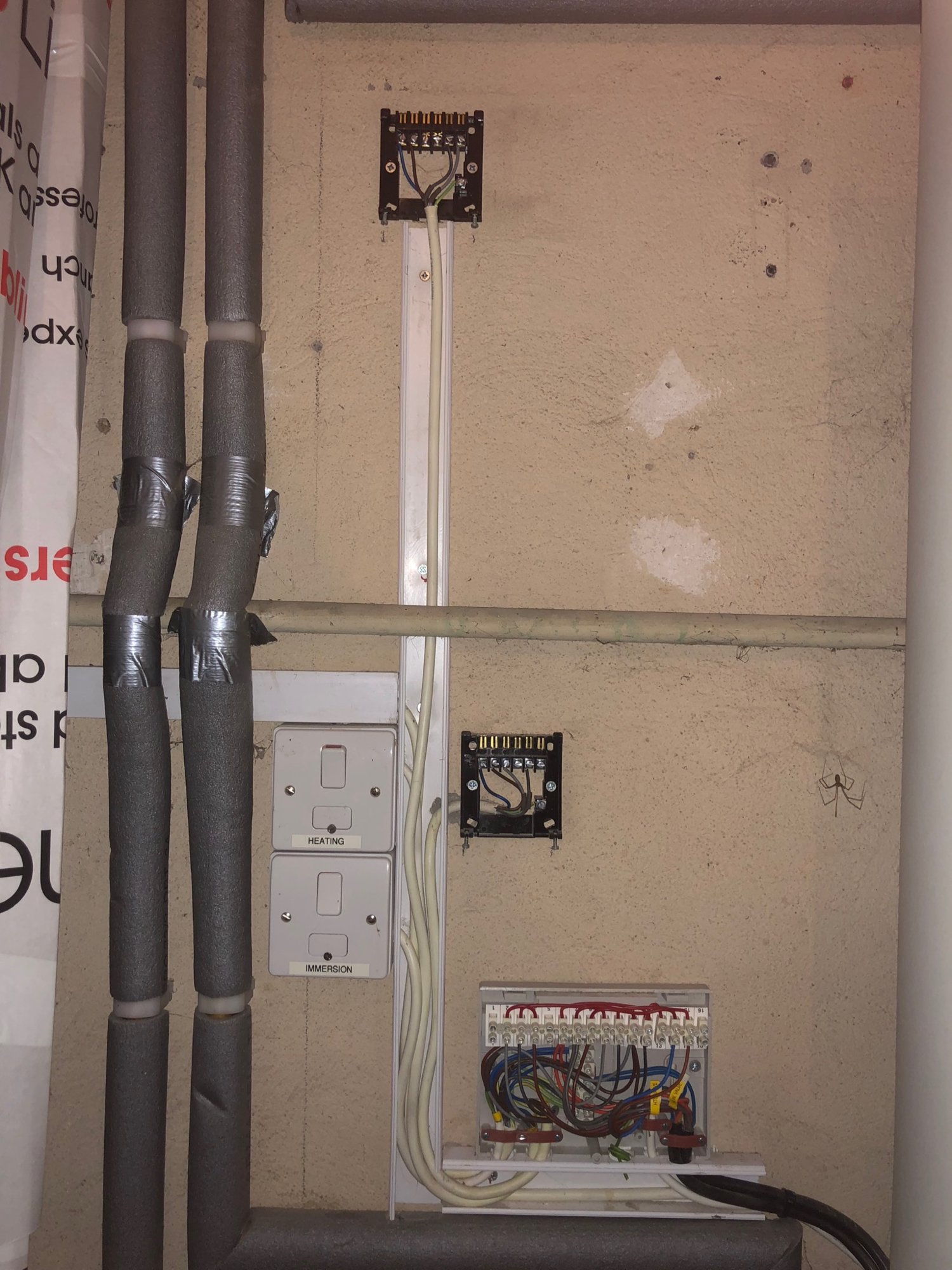 5281B082-C189-4E3B-AA3A-C72F02E370D4