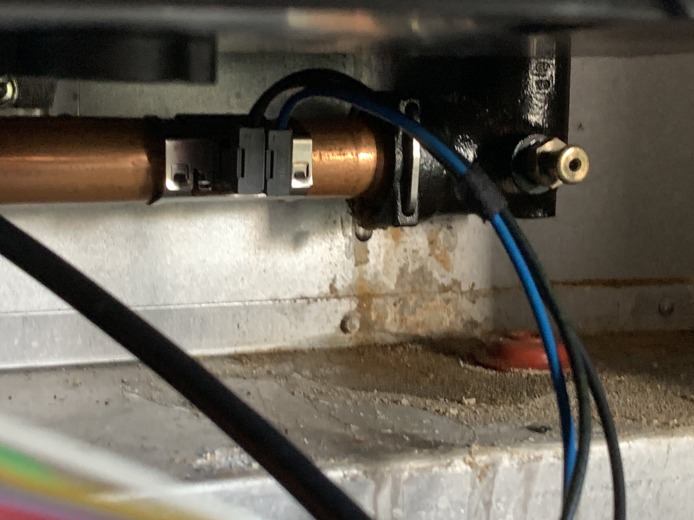 61628A73-0C1A-4D31-ADE3-75E0A93AA1E8