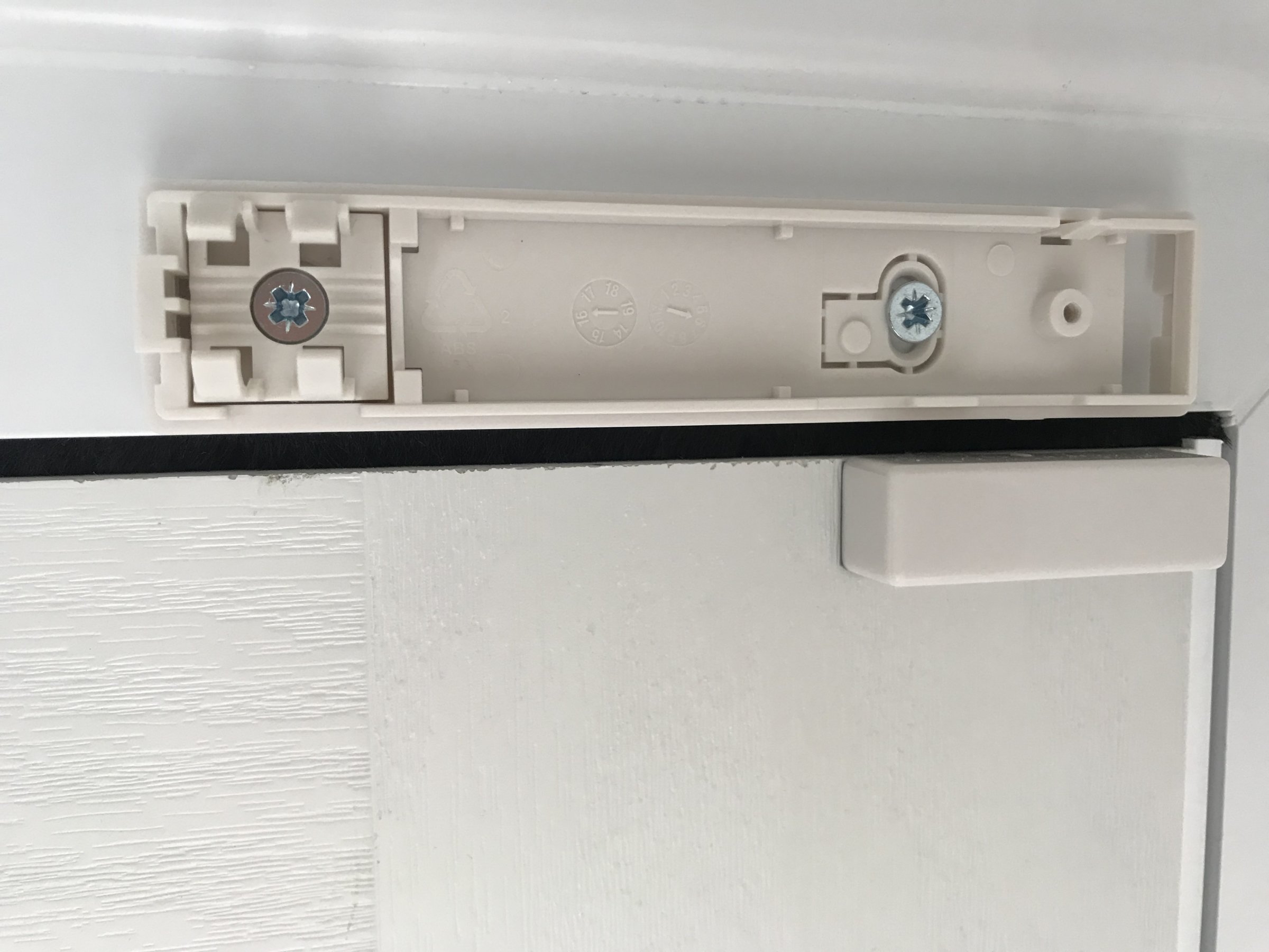 6BAA0A04-D71D-4345-ADB1-F6C3C4E63B5A