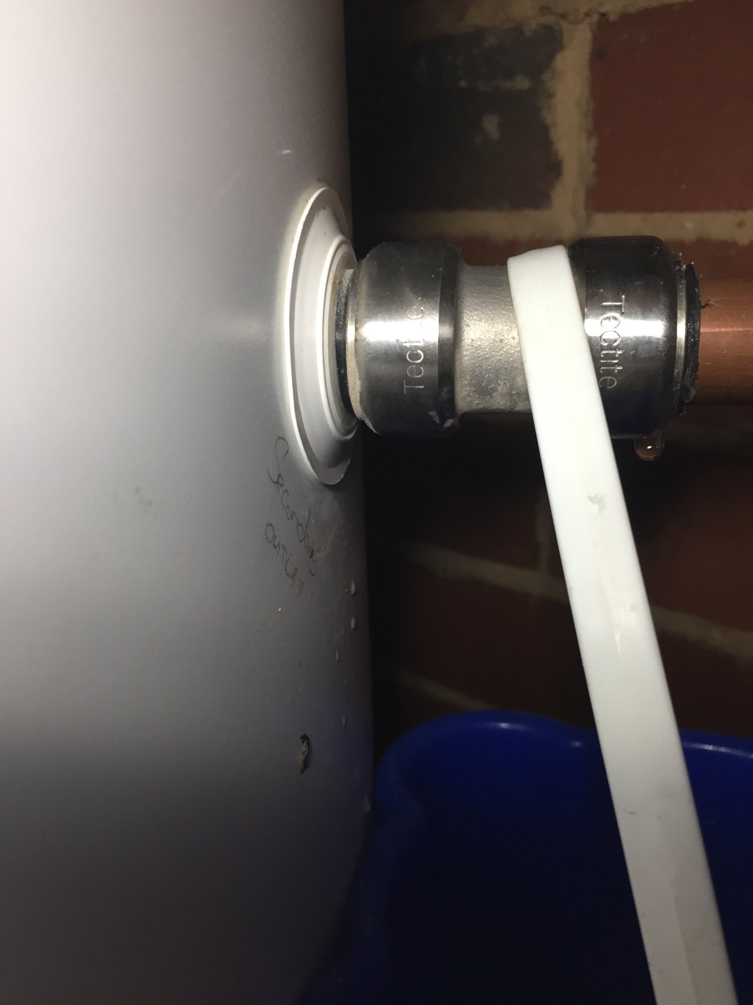 820BF1B3-ACD4-406A-9289-A77A13AC34F0