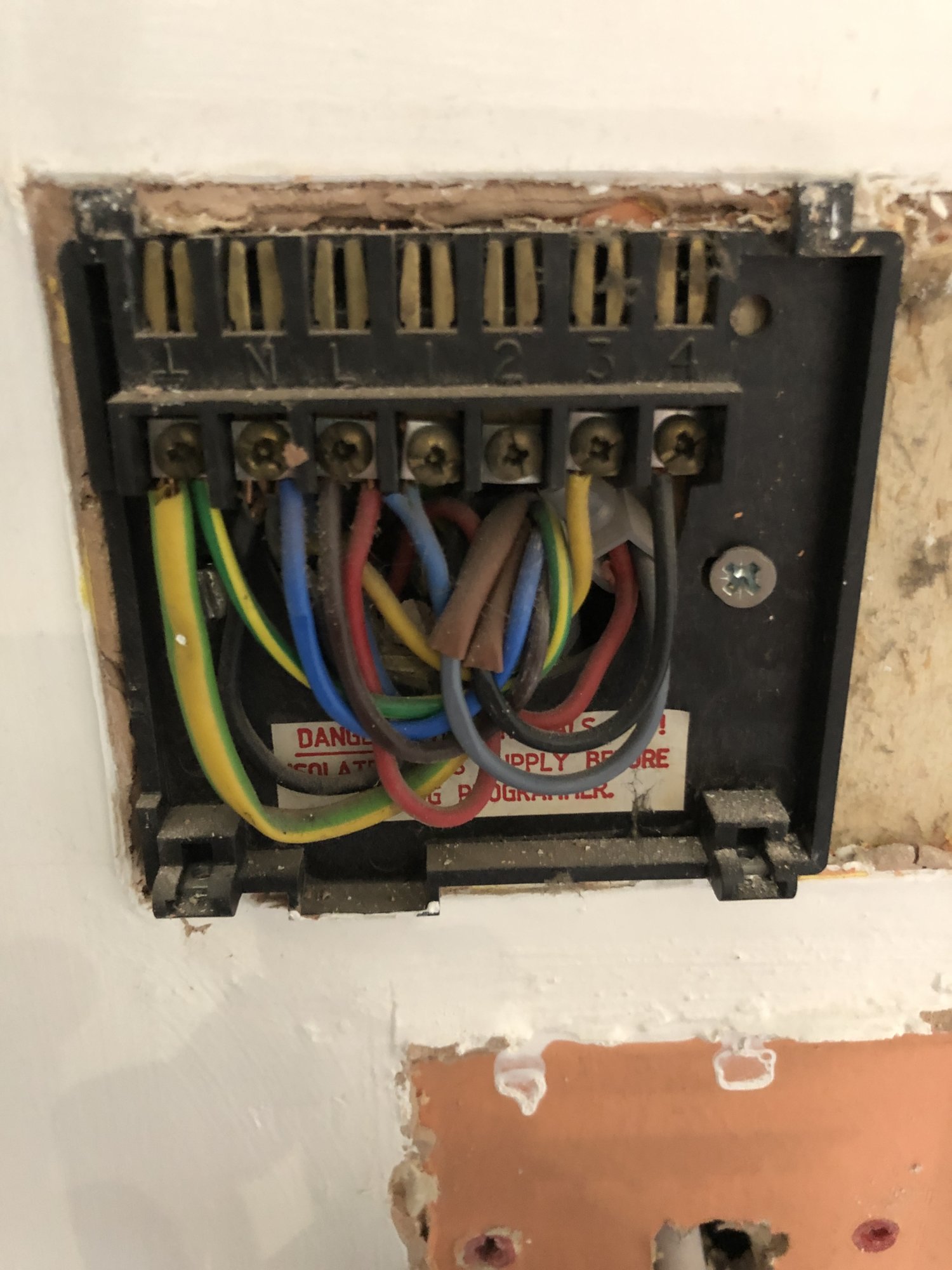 82B1E26E-07BA-435D-80B0-E4B2A0957882