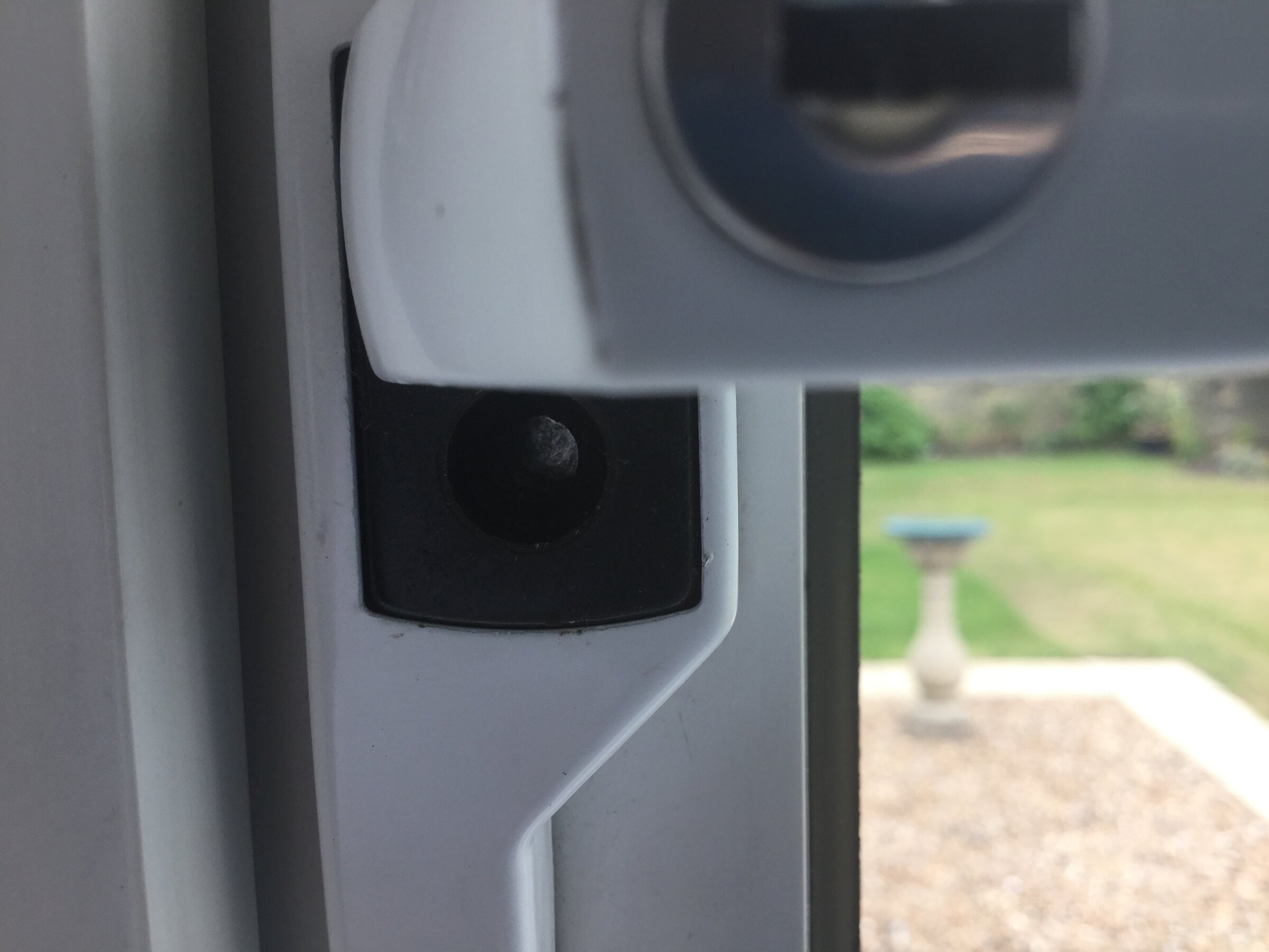 Removing UPVC window handle with no visible screws! Page 2 DIYnot