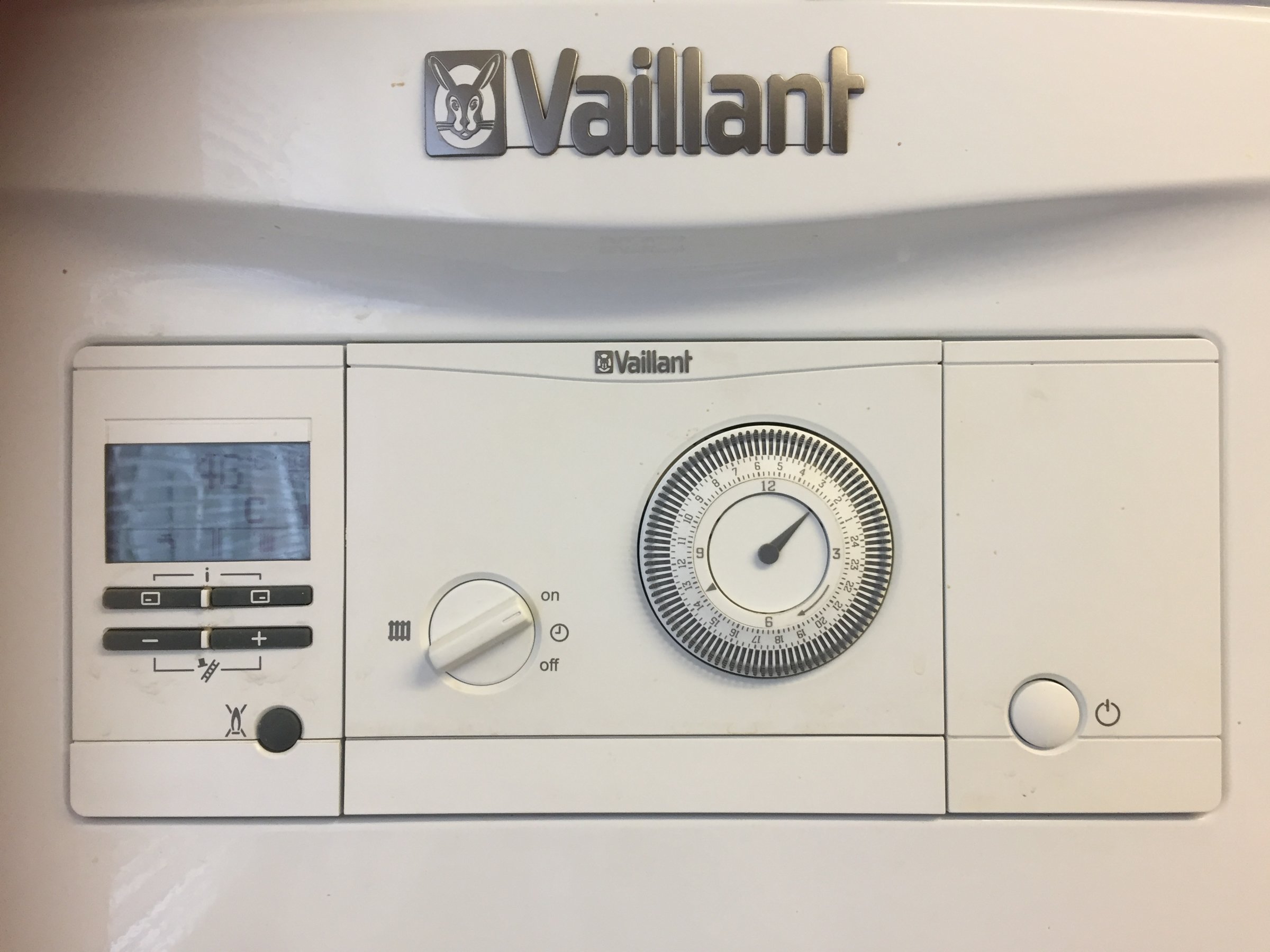 A42D7198-DFB2-4FC9-B790-FB435567F3EE