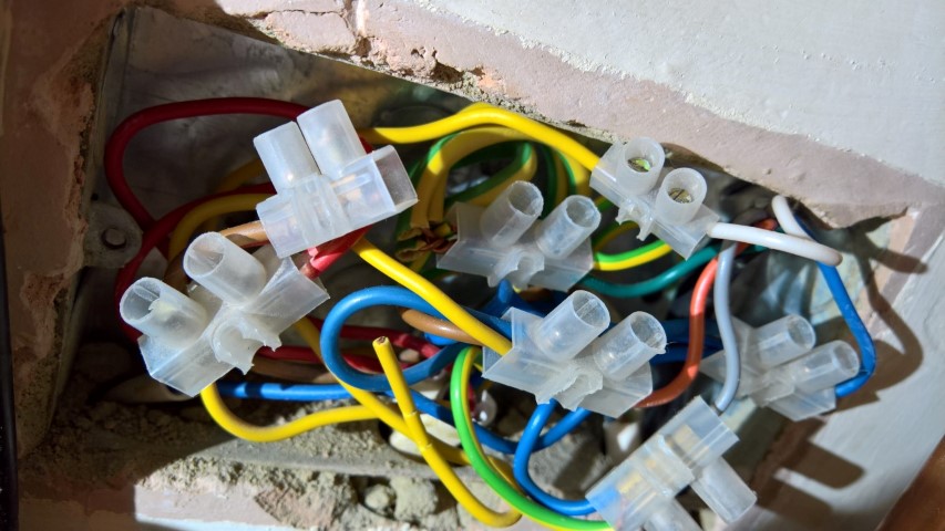 Airing cupboard wiring nightmare
