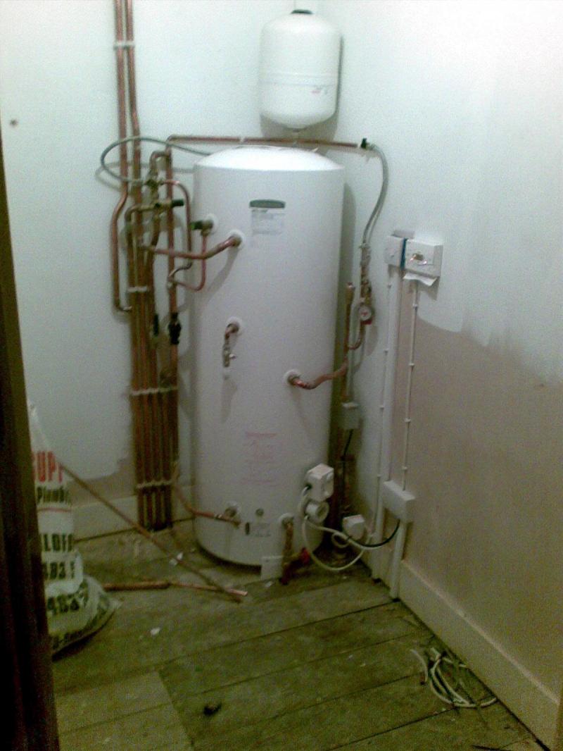 ariston primo 210 ltr