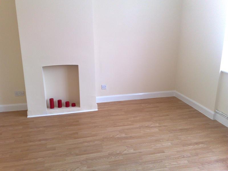 Arty fireplace - shame about the electrics