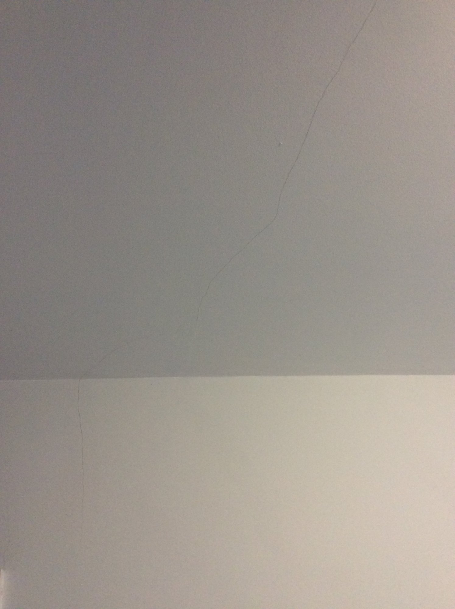 B92EB4D1-279C-4FEC-B2D3-26AD9B55B971