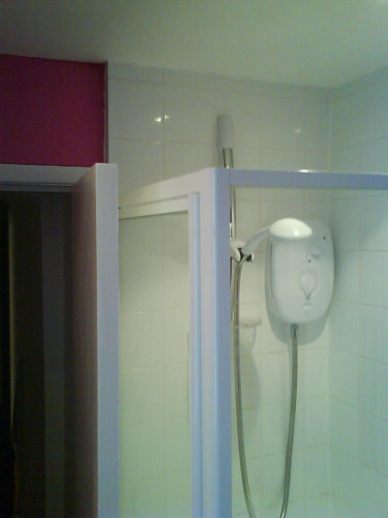 bathroom to corridor