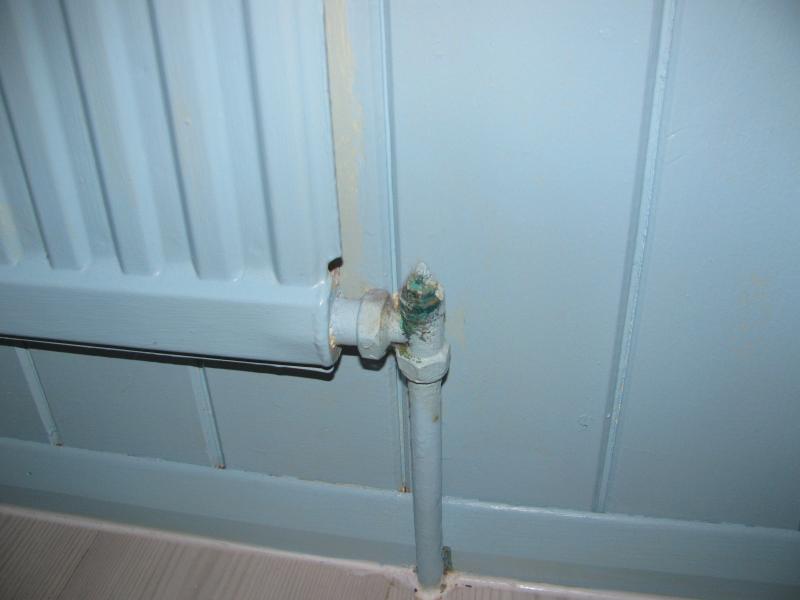 Bathrrom rad - joint