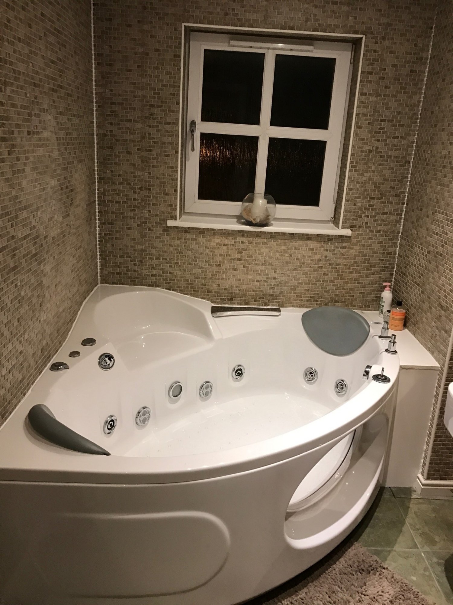 Bathtub