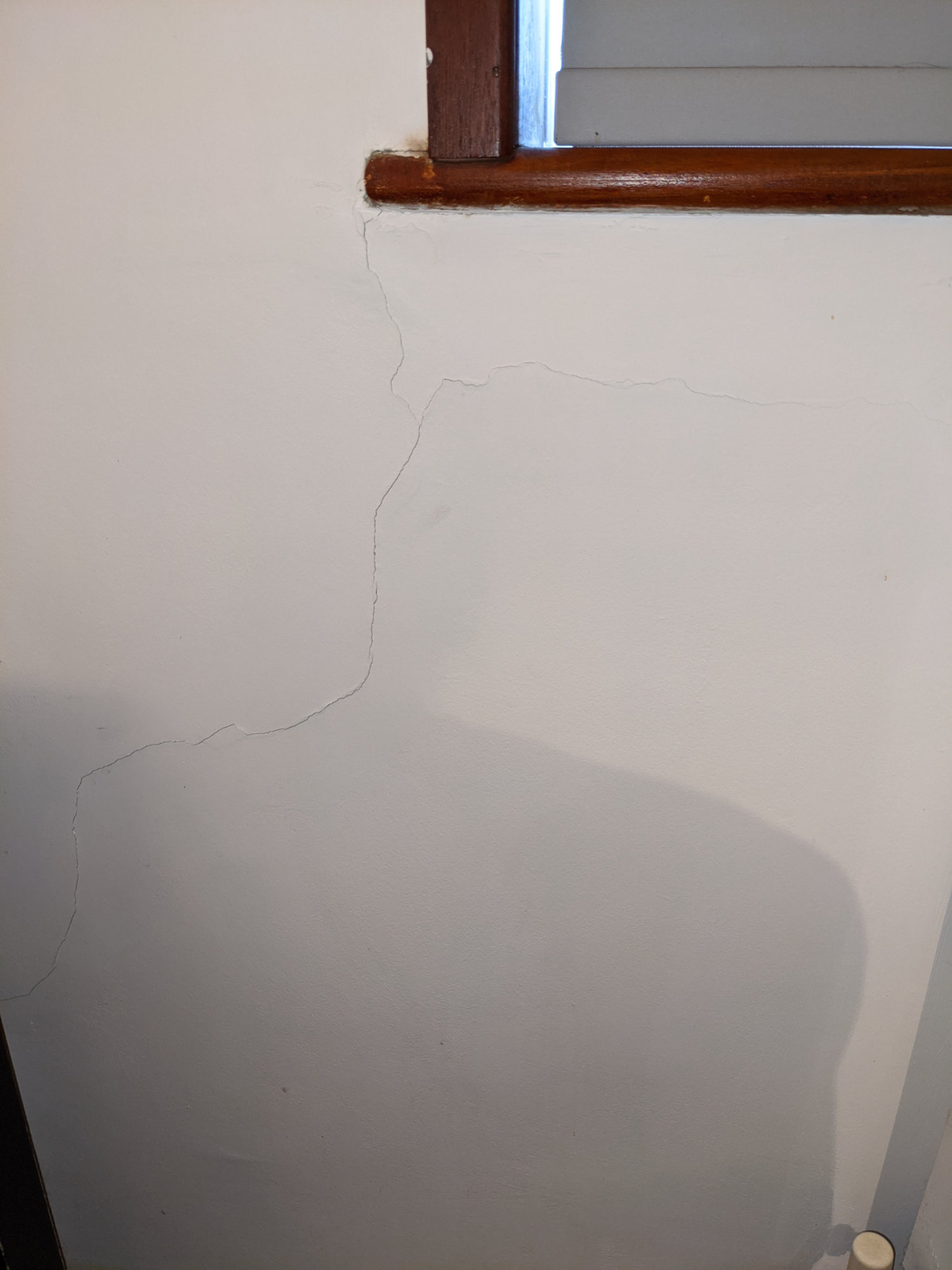 Bedroom_one_crack_from_window