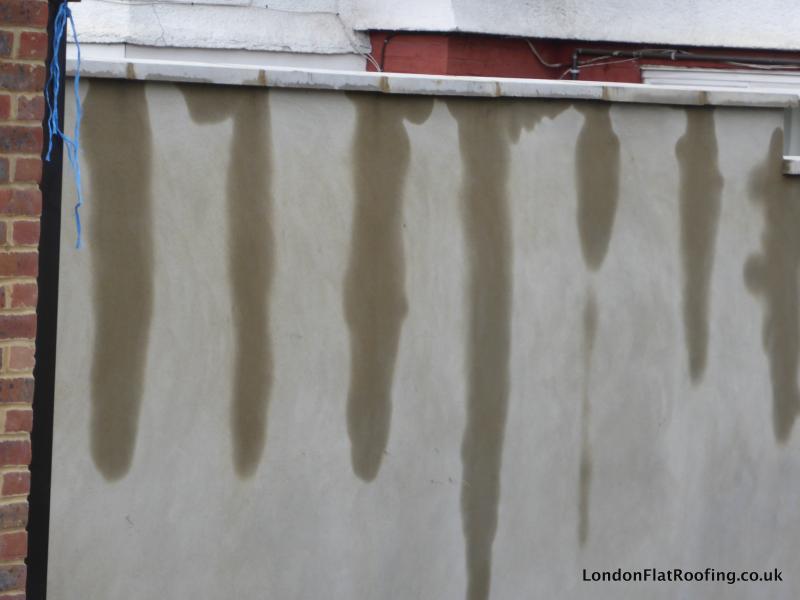 Bridging of drip detail parapet wall