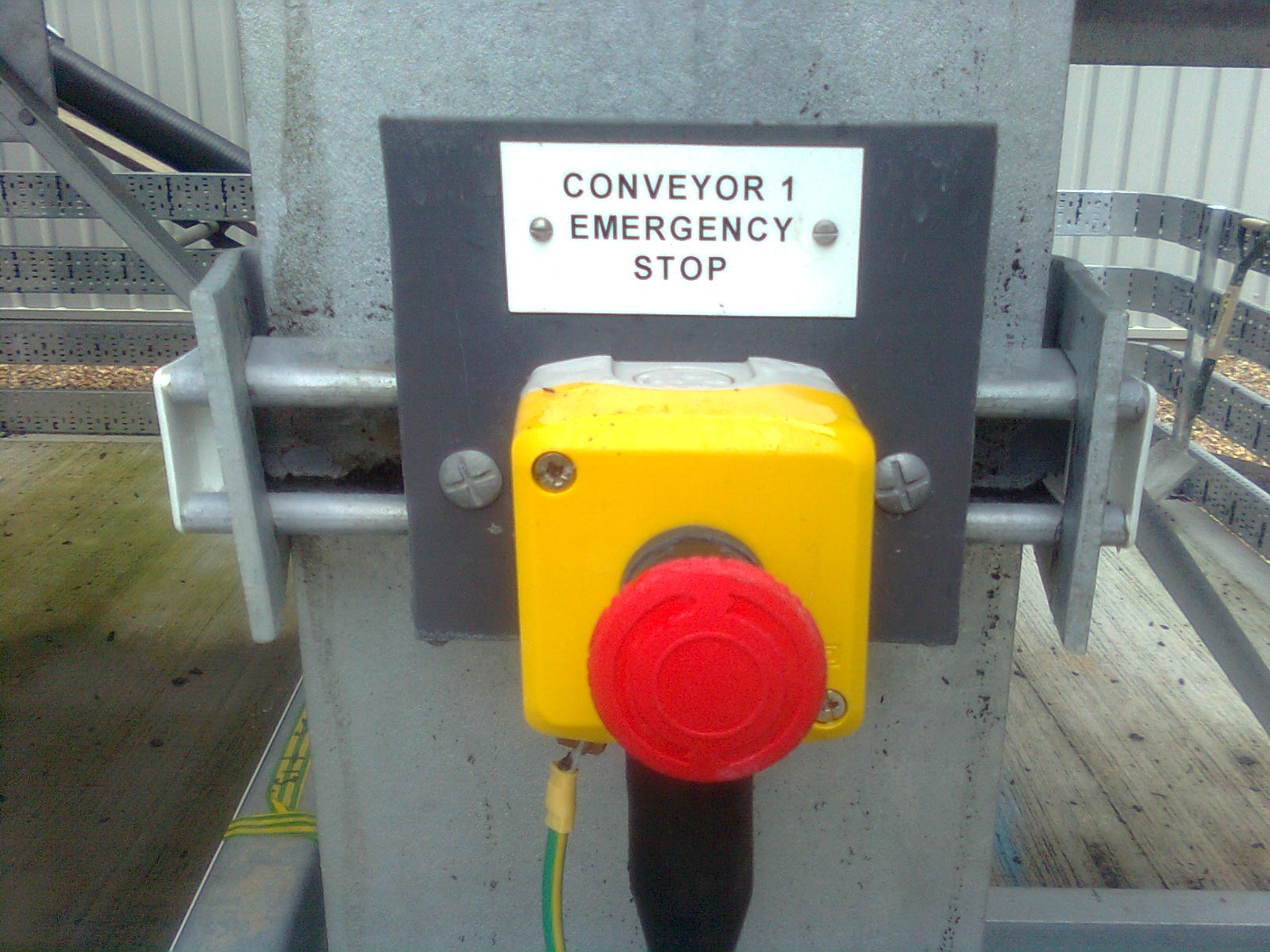 Cake Conveyor Isolator