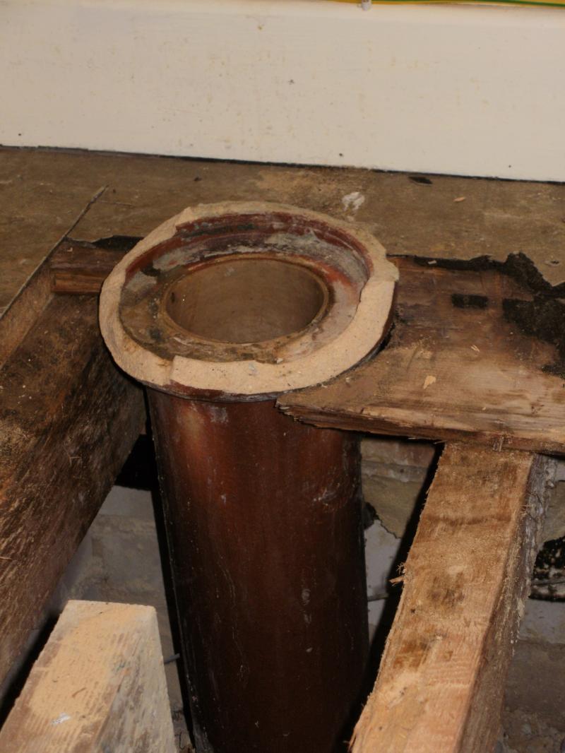 Cloakroom Lined Salt Glazed Soil Pipe