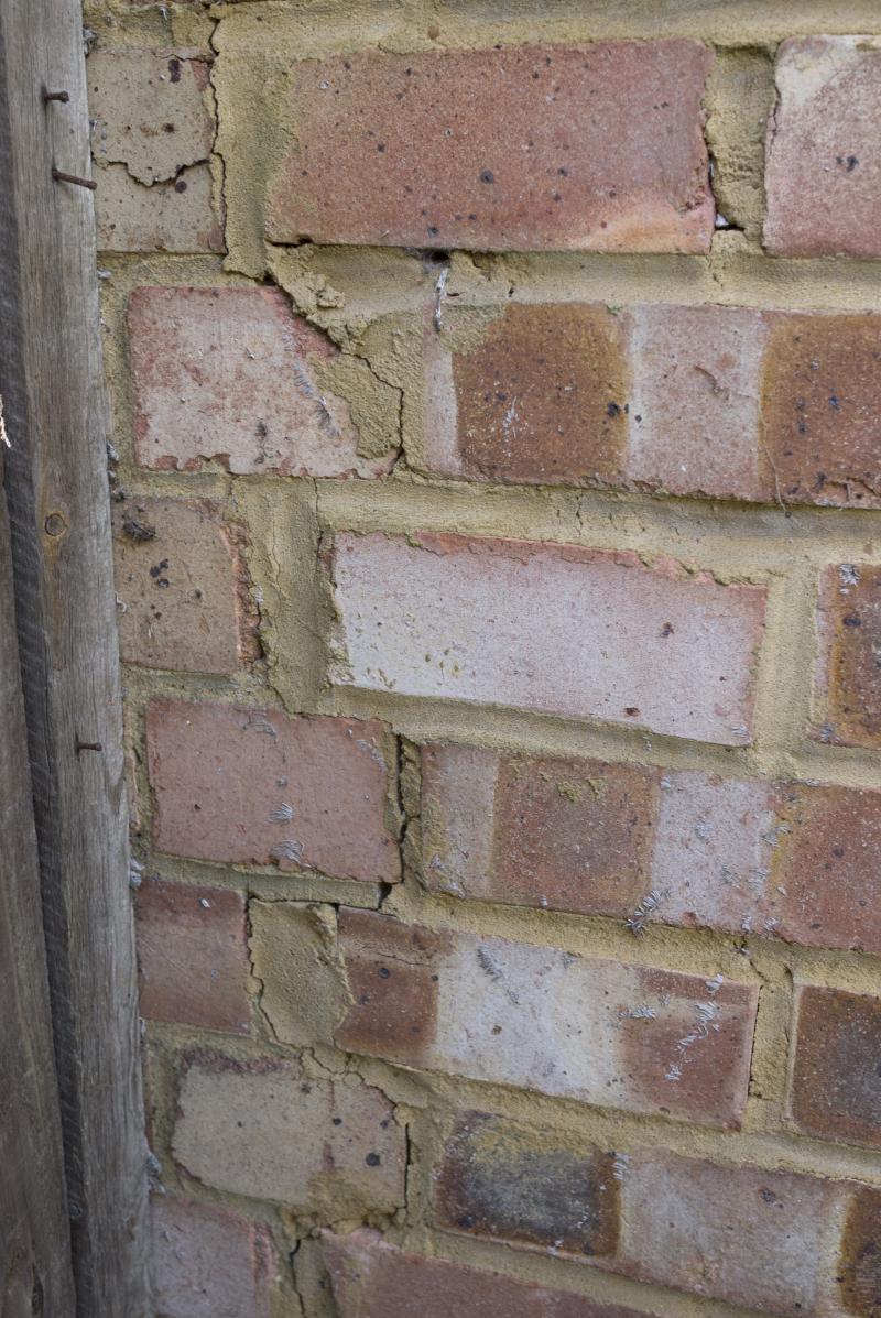 Cracked Garage Wall Outside