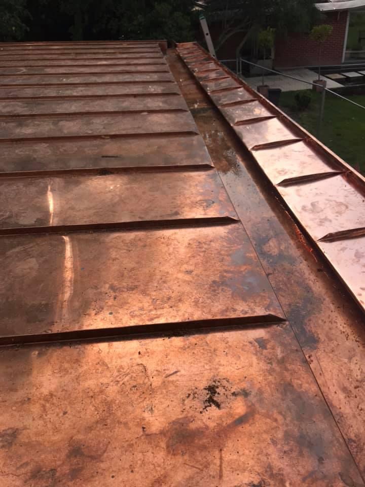 DBFB8E0B-5135-40E0-A5AF-1EC7105C1366