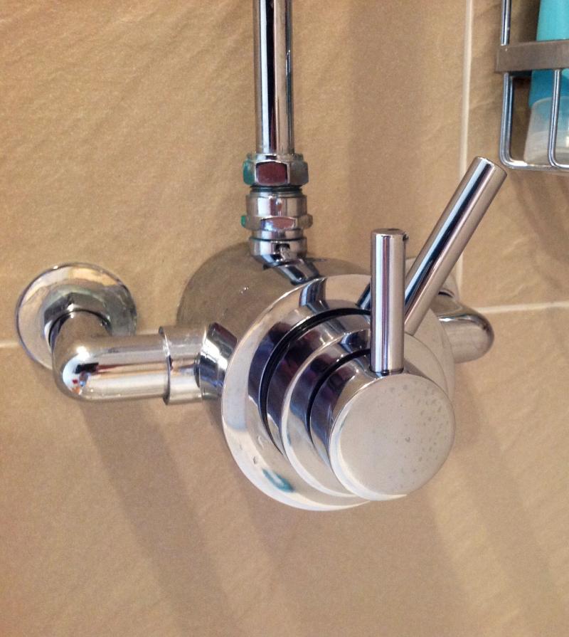 Does anyone know what type of shower this is.