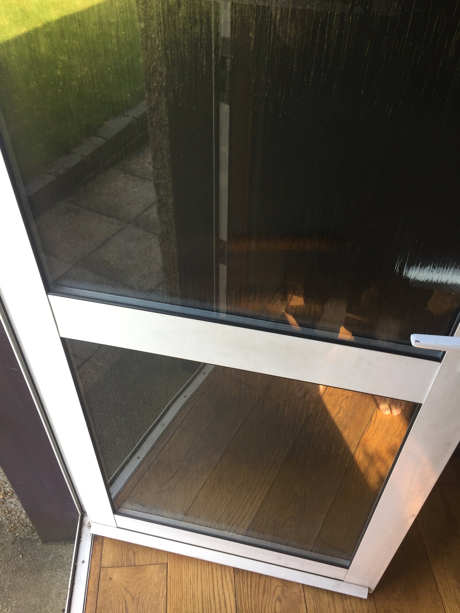 E1771870-3687-48A8-BB2F-FD7F6F03F69D