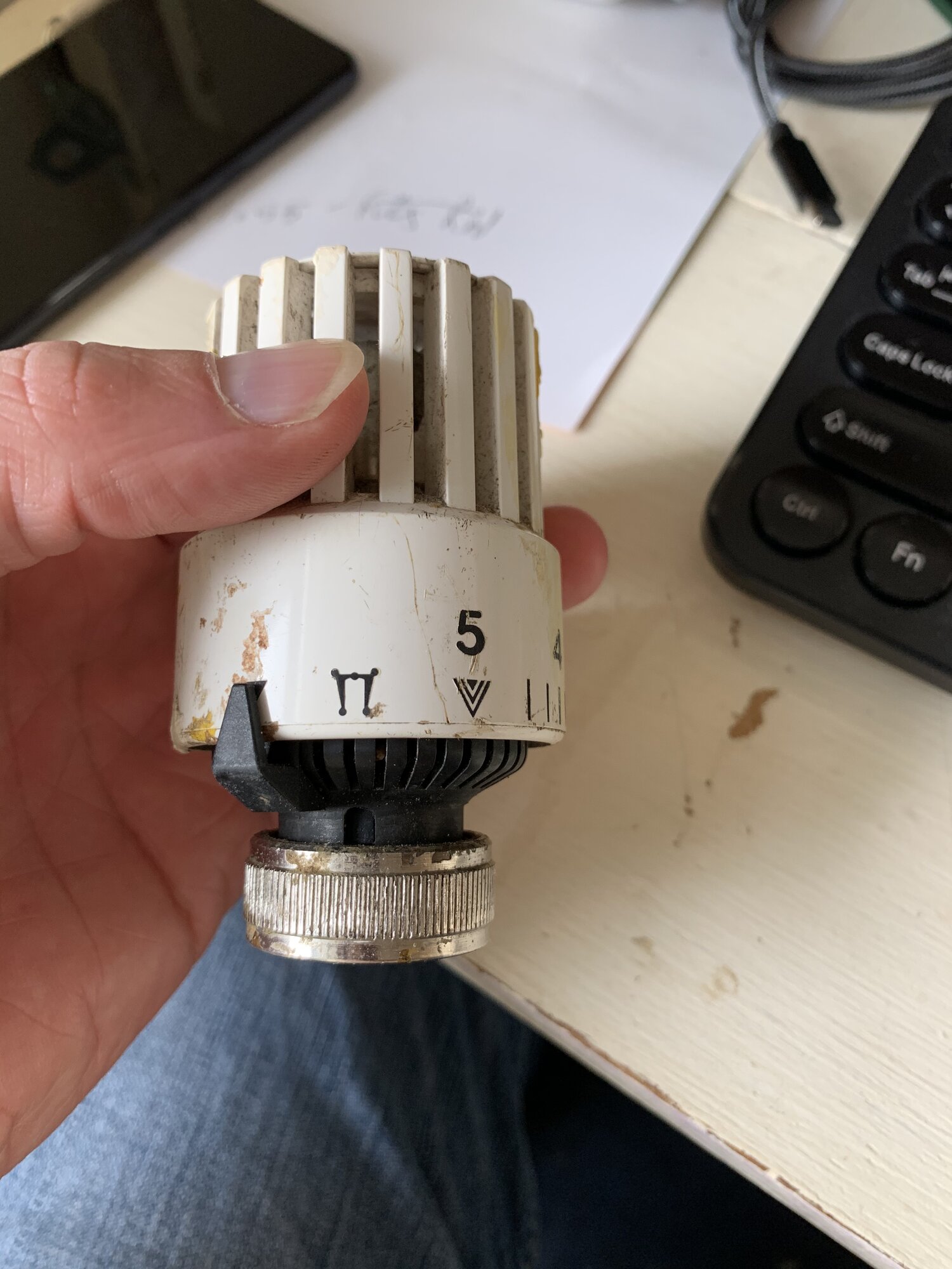 EB521450-0917-49C7-AC2F-1DCD5AF7A4E0