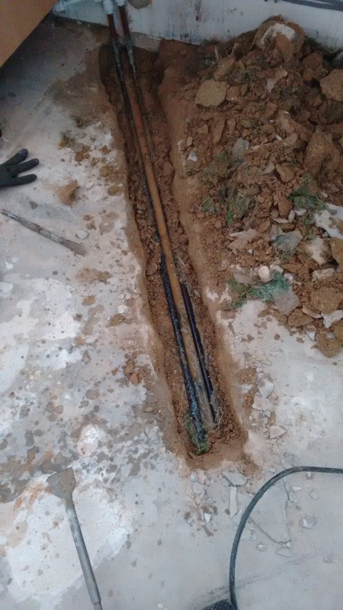 Exposed pipe
