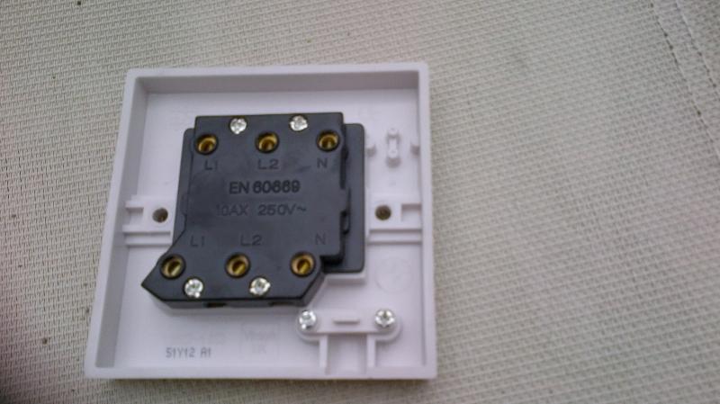 Extractor fan switch