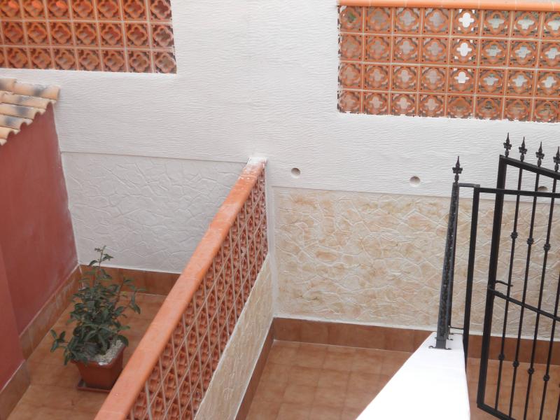 Finished walls left side not painted