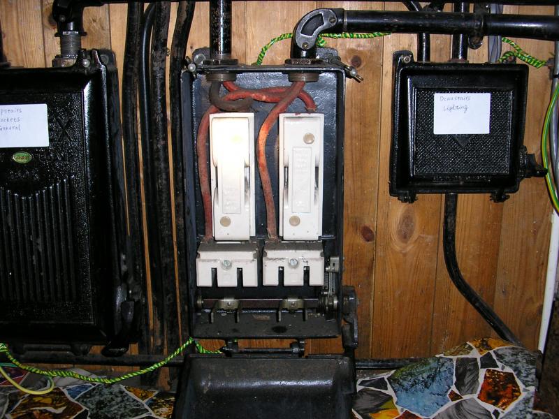 fusebox1